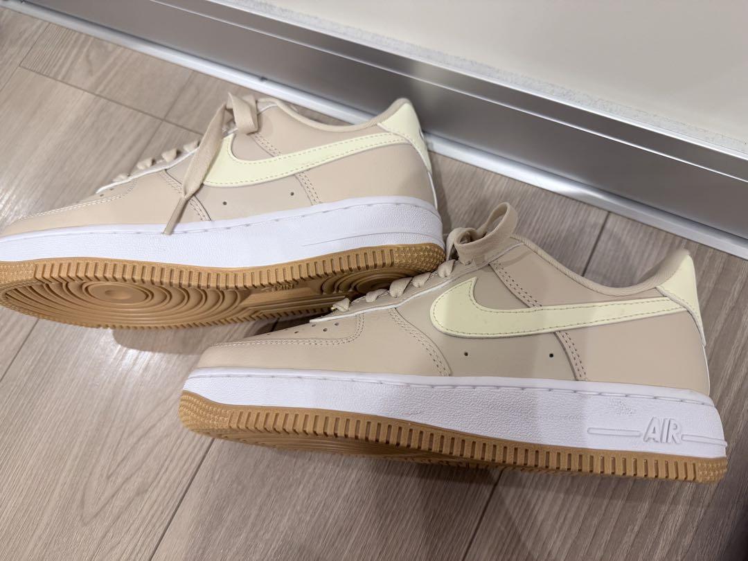 【新品未使用】Nike Air Force 1 ベージュ 22cm