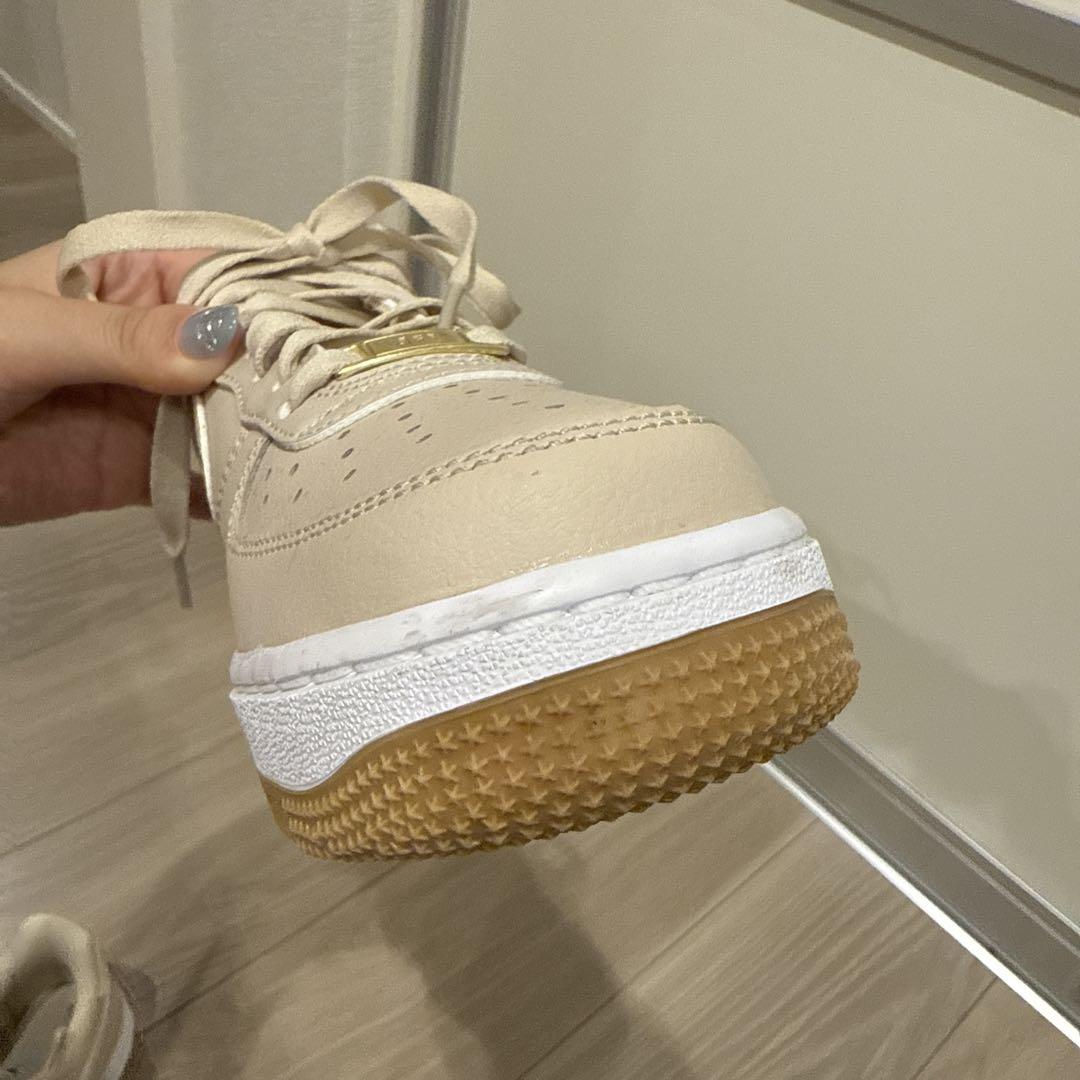 【新品未使用】Nike Air Force 1 ベージュ 22cm