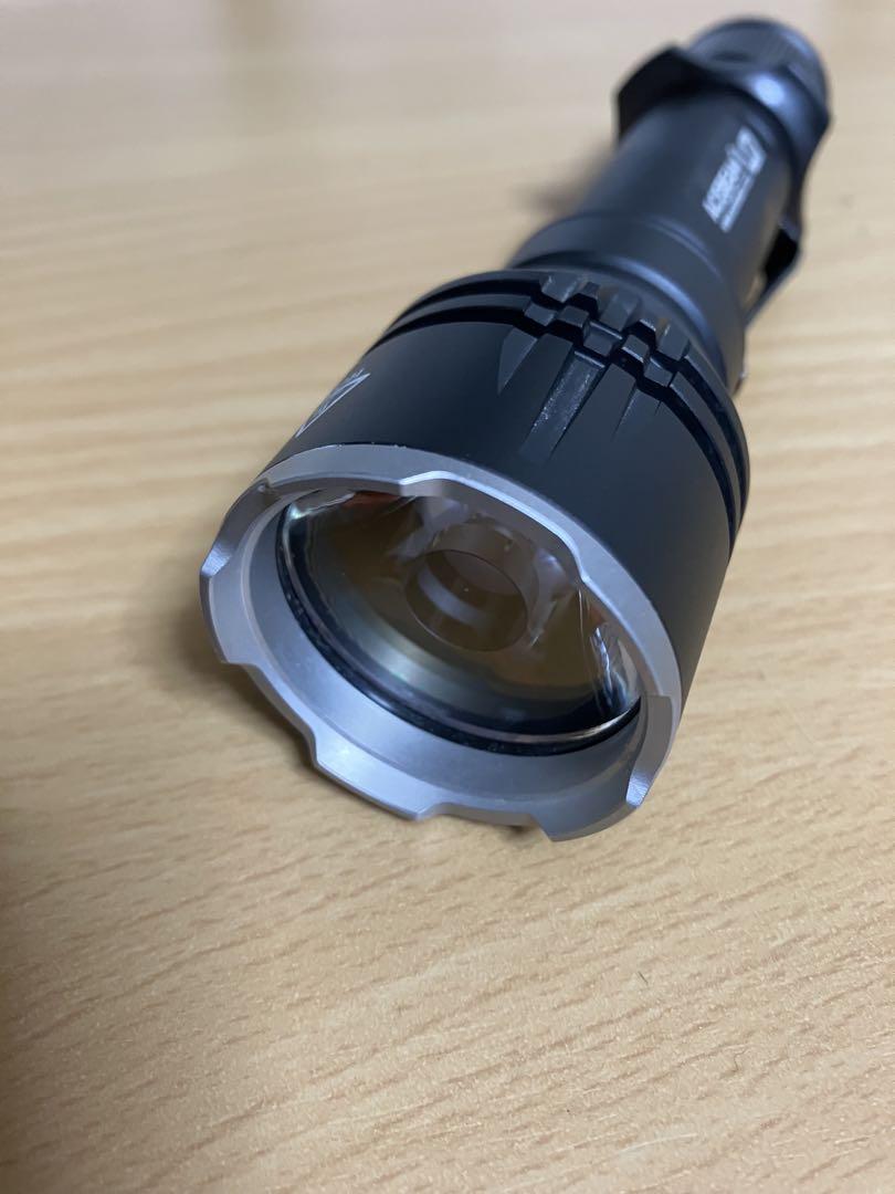 ACEBEAM L17 LED懐中電灯 長距離照射