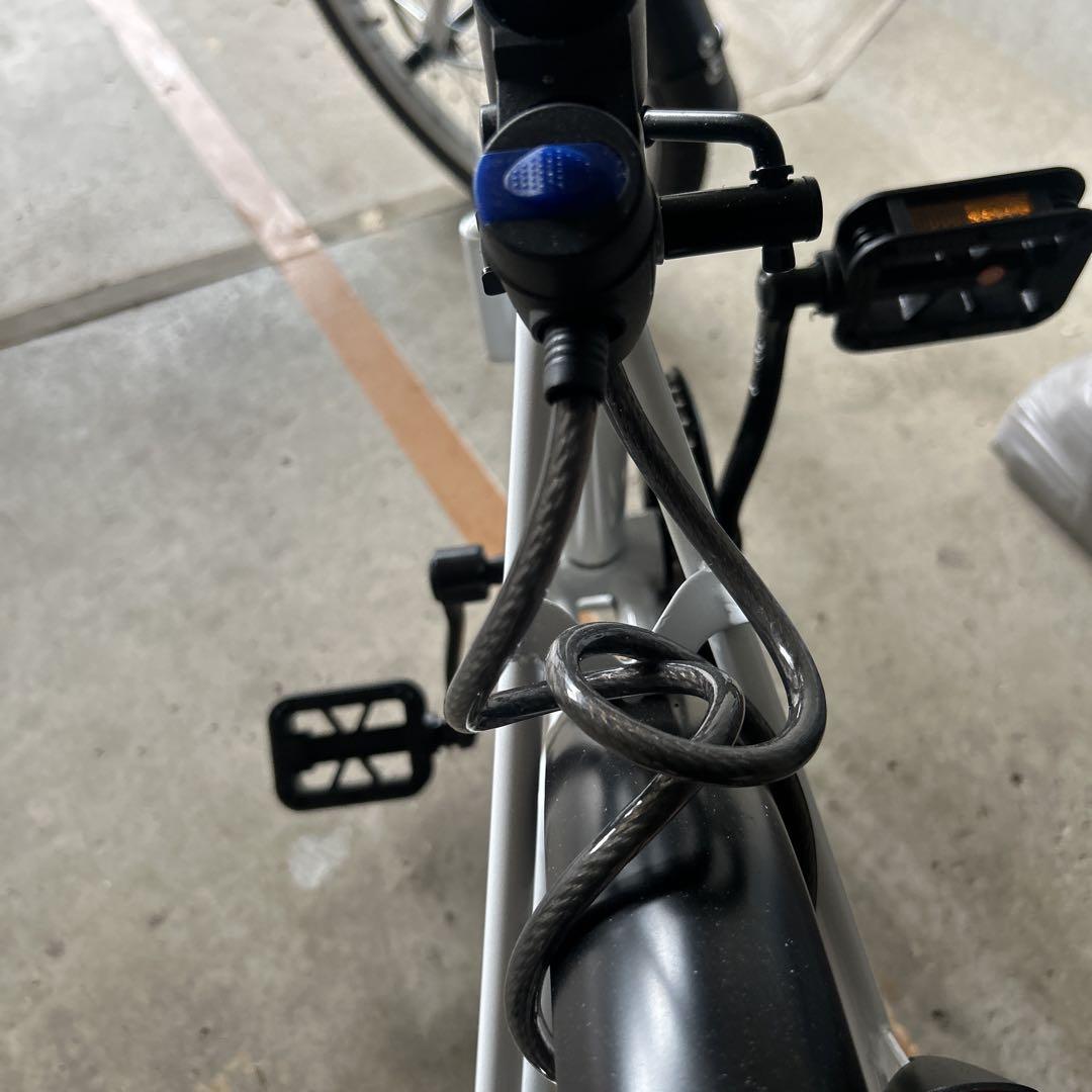 TOMONAU 折りたたみ自転車 ホワイト 前カゴ付き、シマノ製品、新品未使用