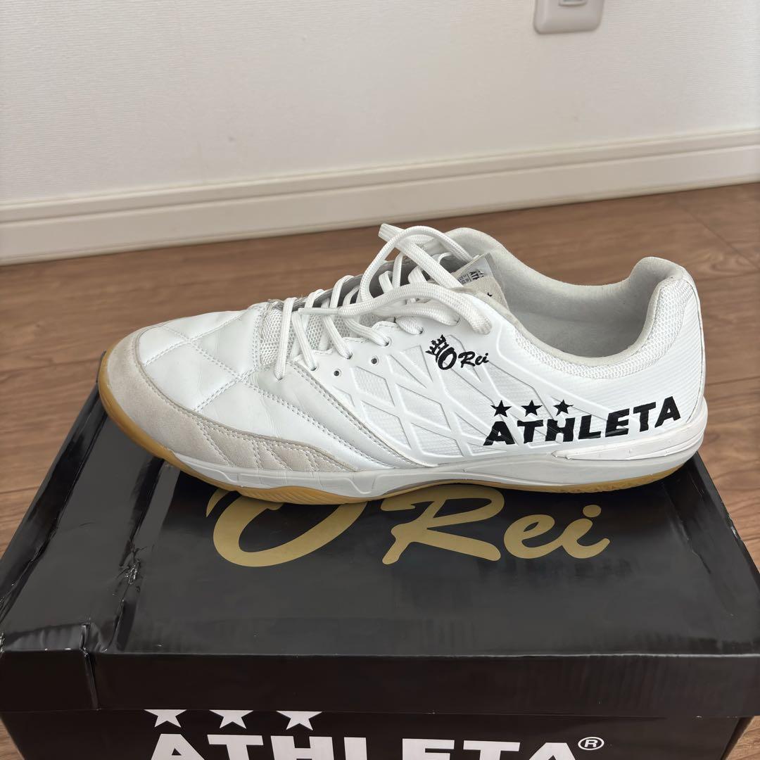 【美品】ATHLETA T008 高反発力&安定性抜群フットサルシューズ27.5