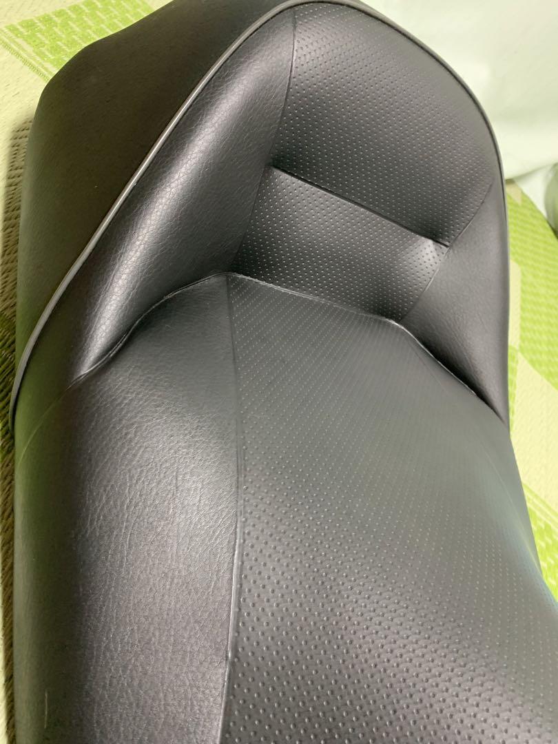 YAMAHAマジェスティ250/C（SG03J）純正メインシート中古