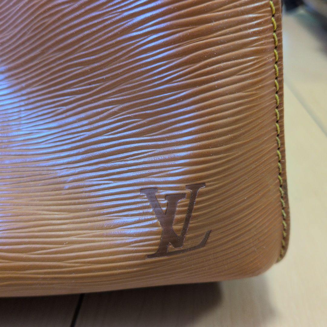 Louis Vuitton エピレザー ボストンバッグ Louis Vuitton エピレザー ボストンバッグ