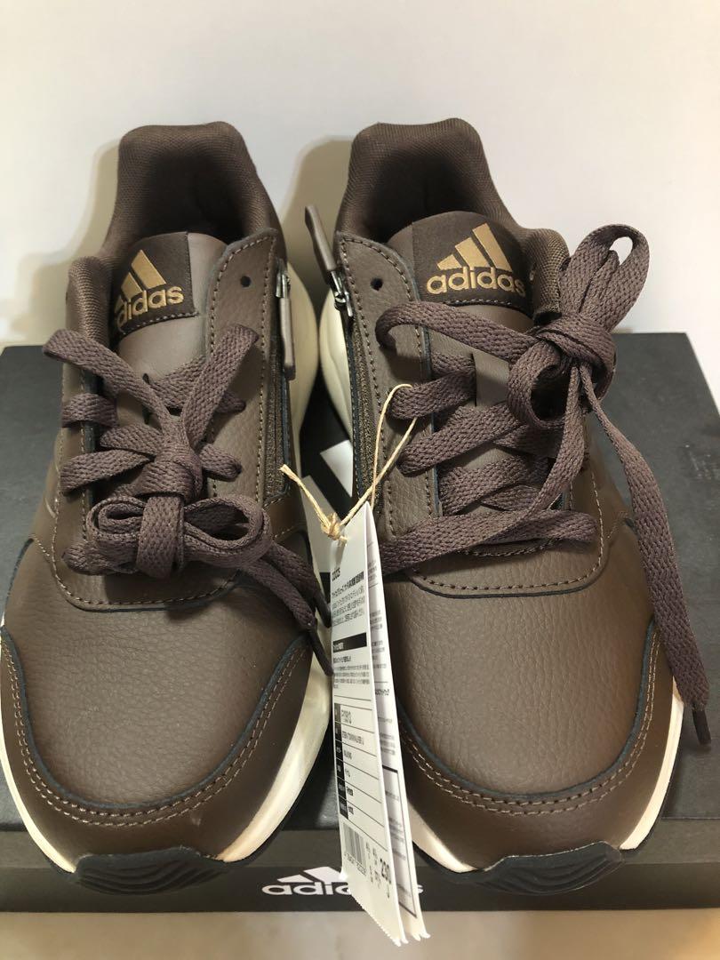 adidas アディダス　レディース　新品　スニーカー　茶色　ブラウン　レザー