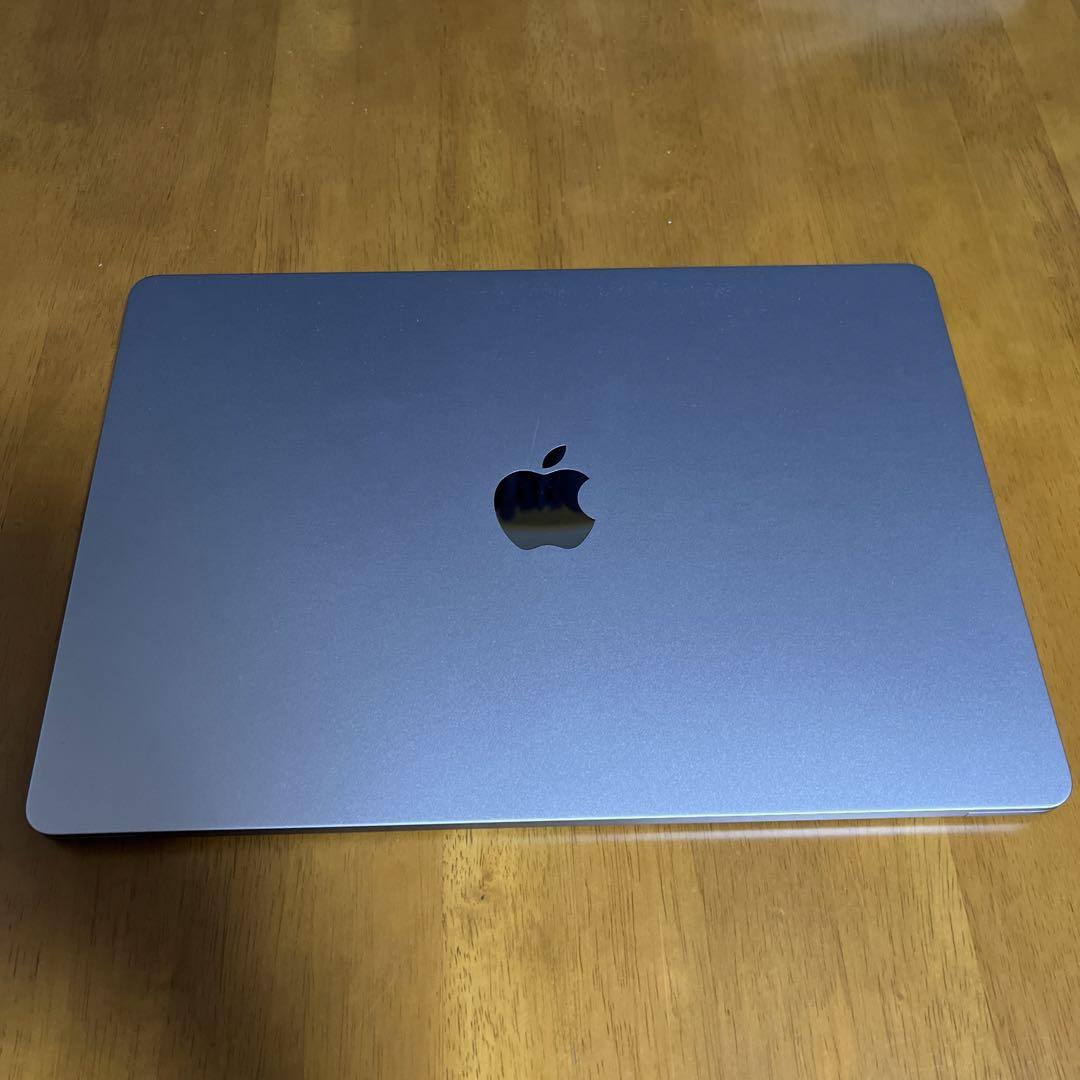 【ほぼ新品】MacBook Air 15インチ 8/256 M2　スペースグレイ