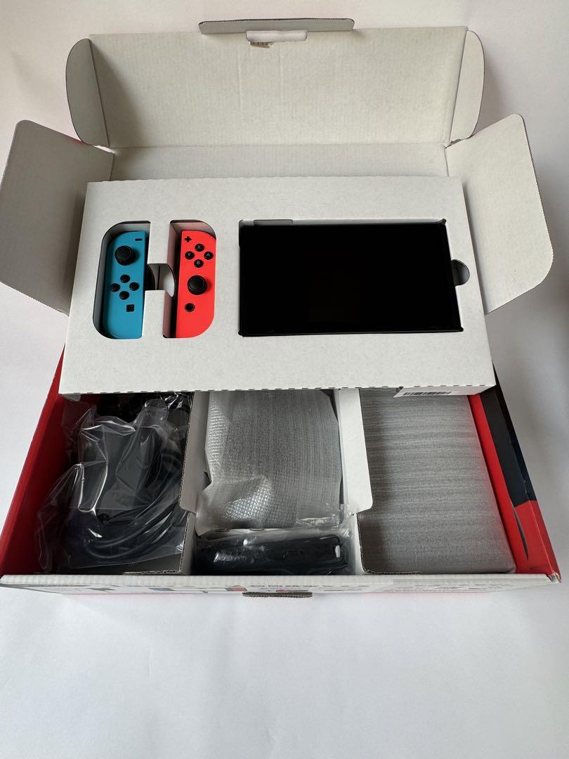 任天堂Switch バッテリー強化版　新型スイッチ