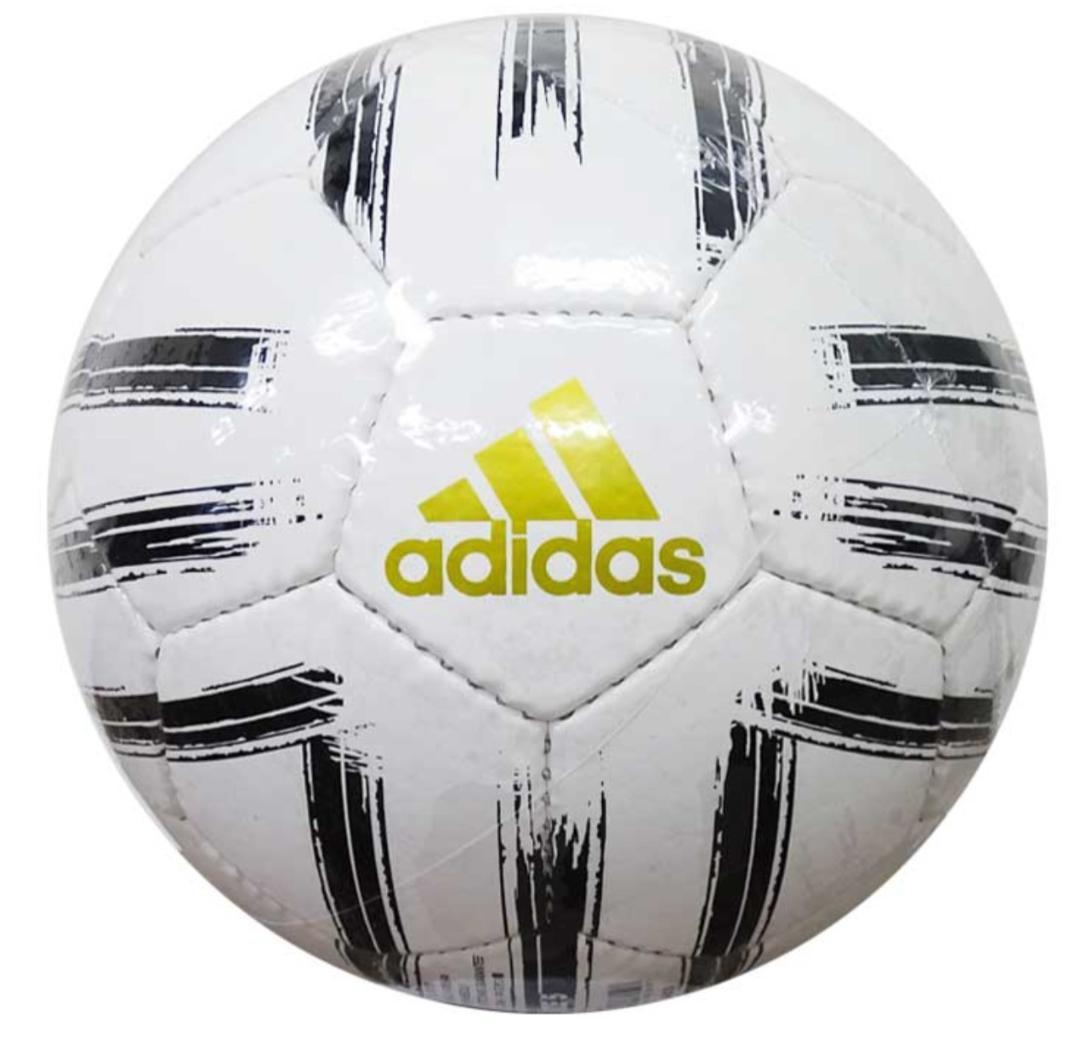 ■ 大人気！@アディダス クラブライセンス ユベントス 4号球サッカーボール