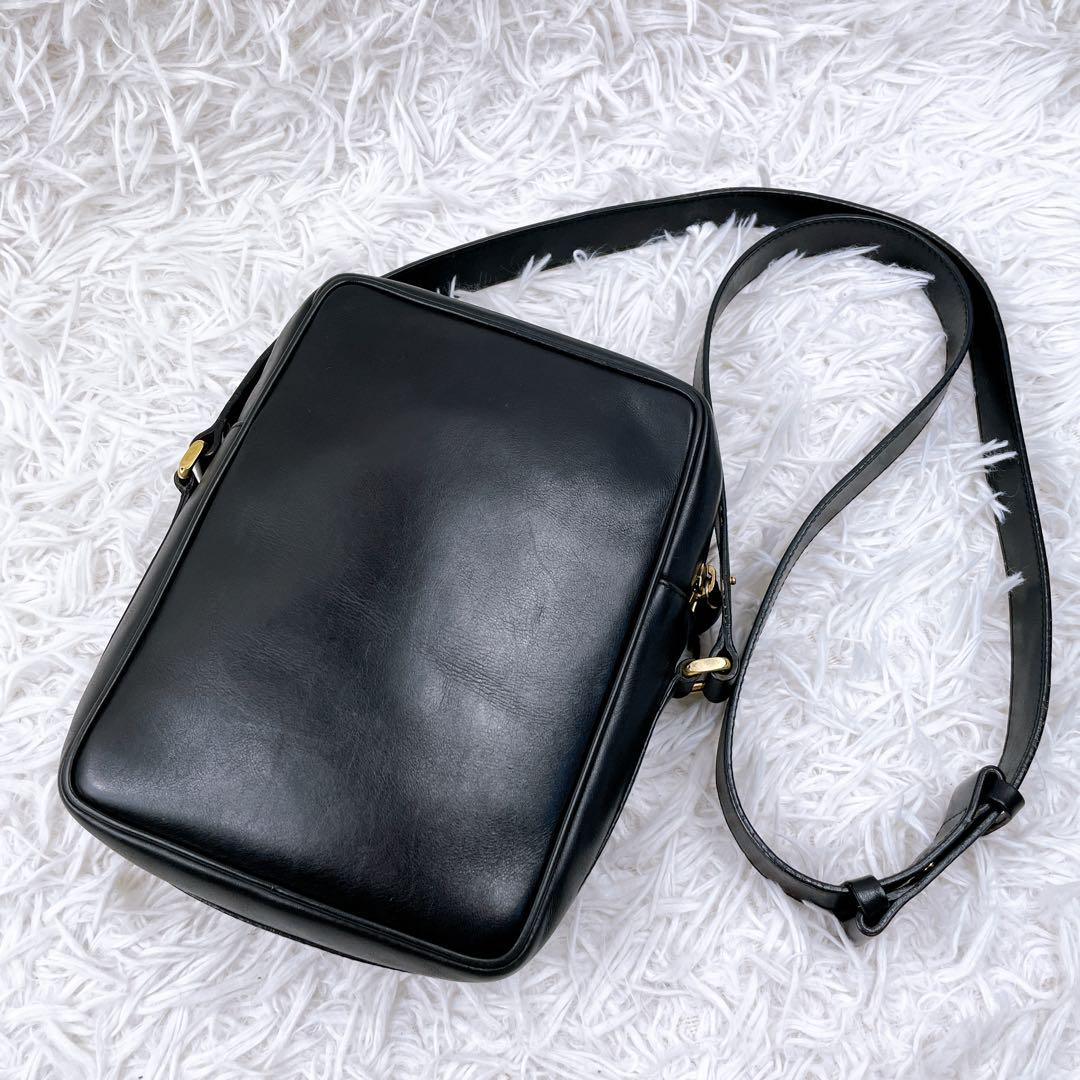 【美品】BOTTEGA VENETA ショルダーバッグ レザー ブラック 画像2