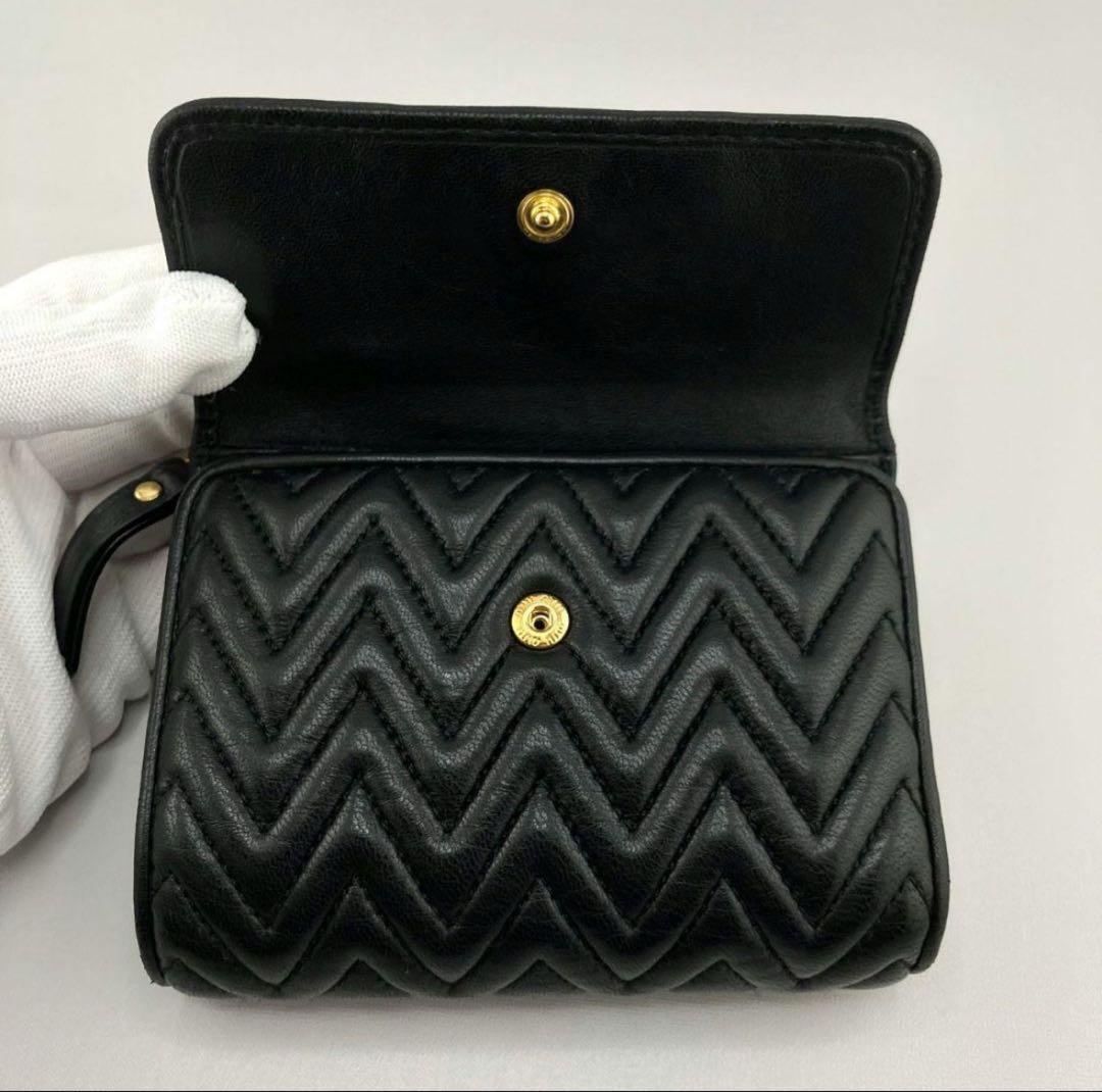 miumiu財布 miumiu3つ折り財布