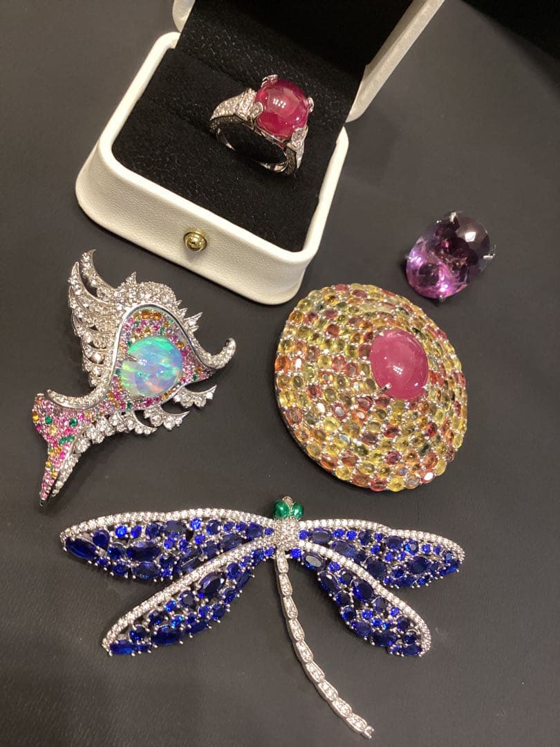 yuyu様専用❣️ご確認❣️多色宝石天然石ルビートップブローチ 他 yuyu様専用❣️ご確認❣️多色宝石天然石ルビートップブローチ 他