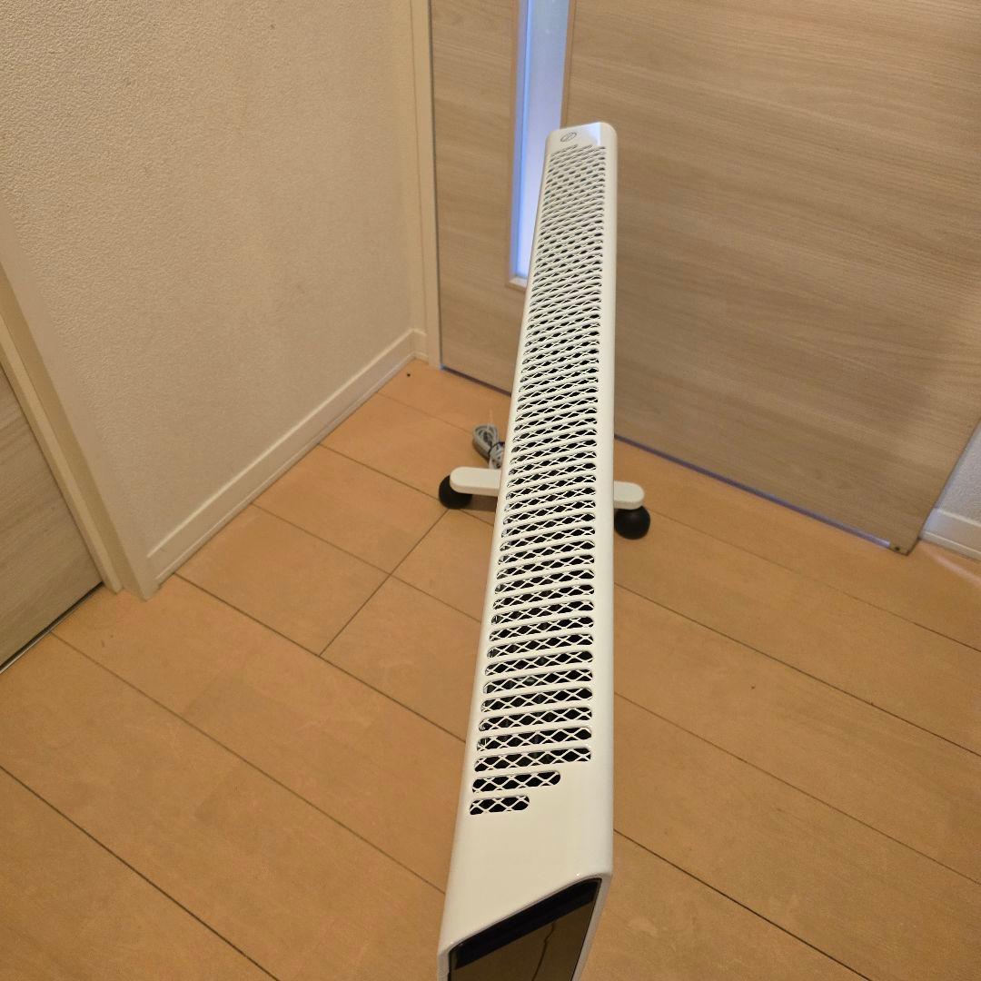 デロンギ HXJ60L12 コンベクターヒーター 極美品 デロンギ HXJ60L12 コンベクターヒーター 極美品