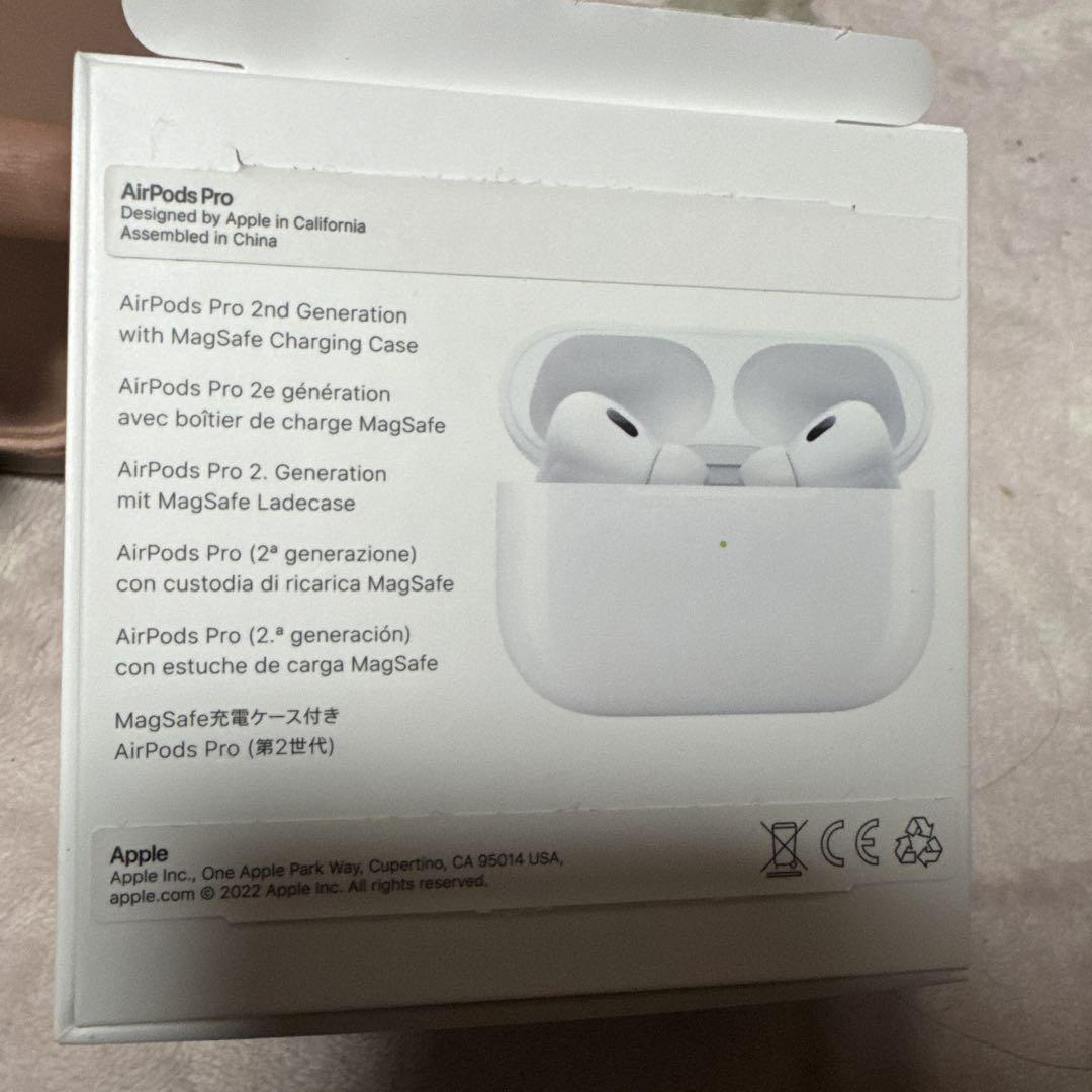 AirPods Pro 第2世代 Lightning端子 MQD83J/A