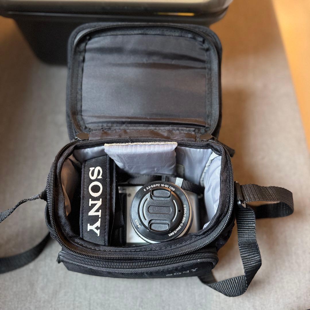 SONY a6400 + 乾燥剤方式(ドライボックス)+SDカード128GB SONY a6400 + 乾燥剤方式(ドライボックス)+SDカード128GB