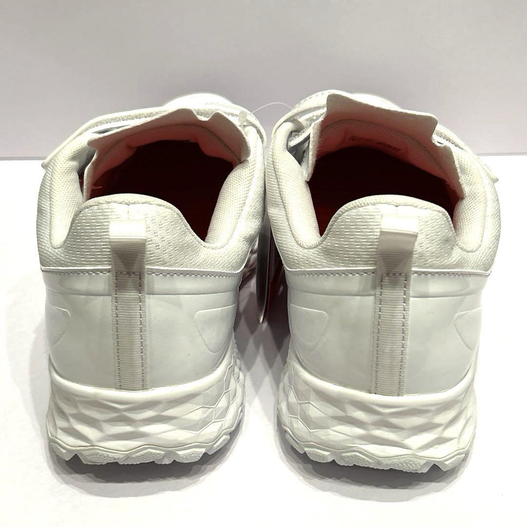 ニューバランス　野球トレーニングシューズ　新品