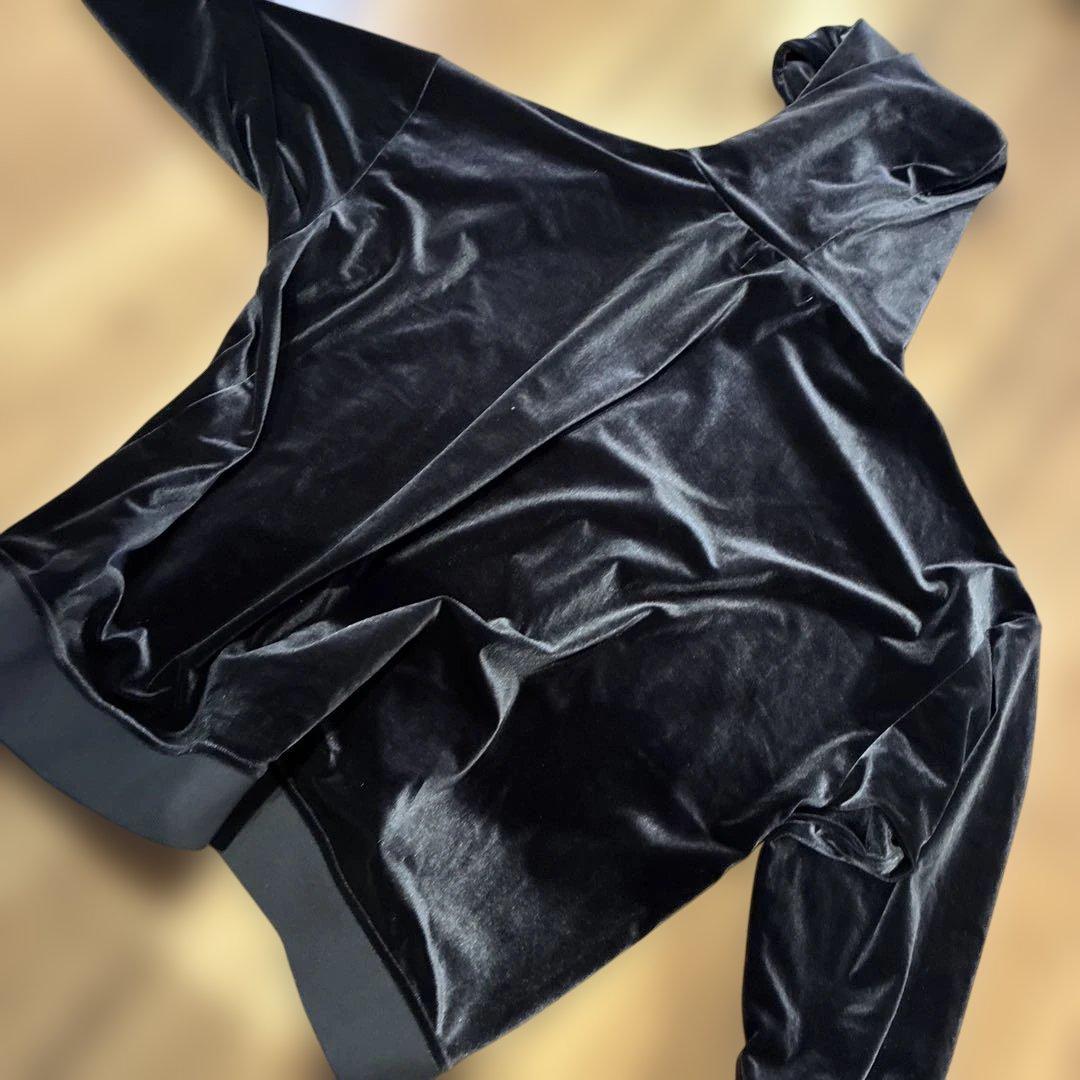 Jih Nuncブラック ベルベットパーカー Lサイズ Jih Nuncブラック ベルベットパーカー Lサイズ