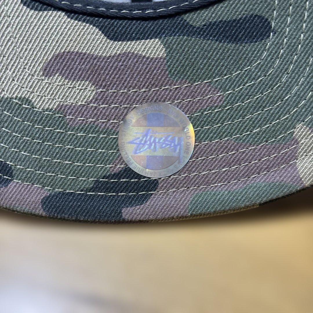 STUSSY ロゴ刺繍　迷彩柄キャップ