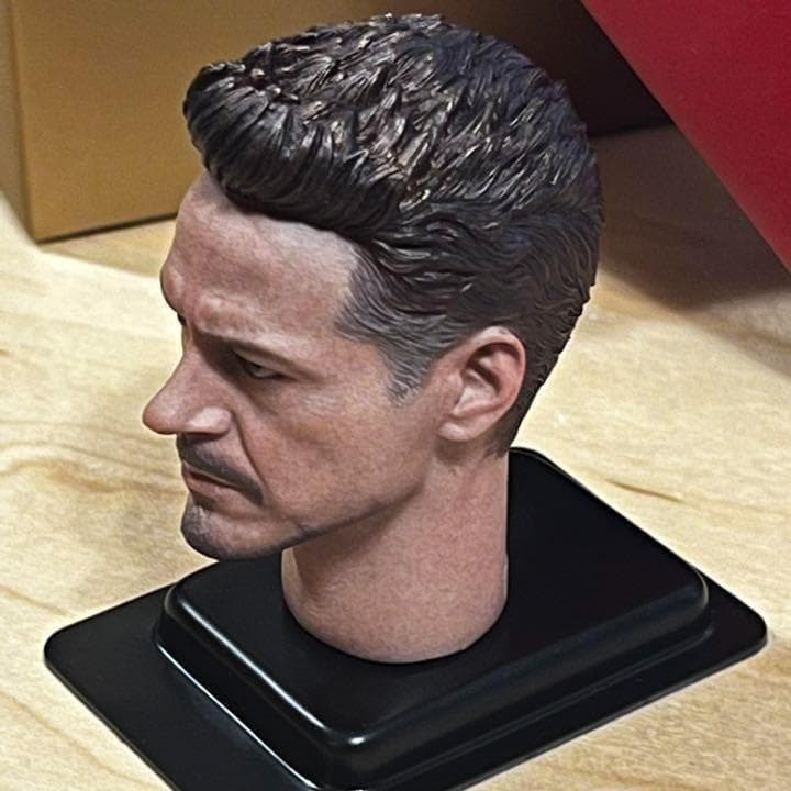 新品Hot Toysヴァリアントヘッド★トニースターク アイアンマンMK85★ 新品Hot Toysヴァリアントヘッド★トニースターク アイアンマンMK85★
