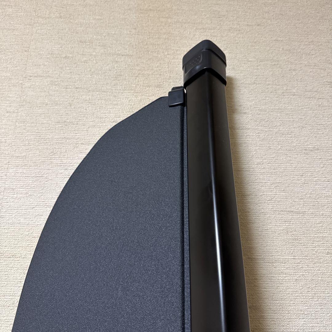 安心の純正品 カローラツーリング トノカバー 美品