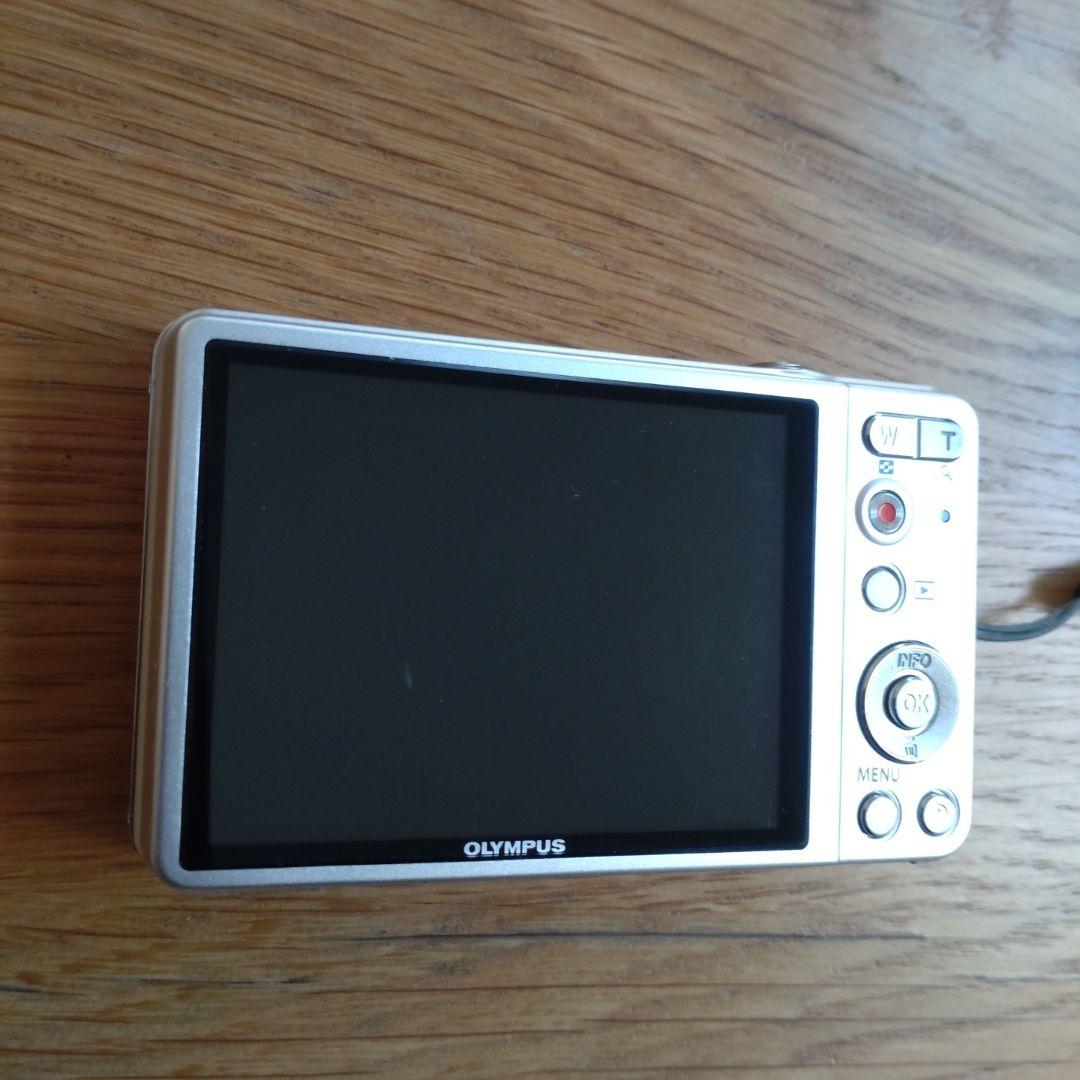 Olympus VG-140 デジタルカメラ