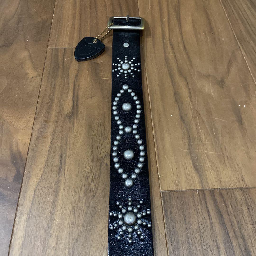 希少美品 HTC オーバーレイピーナッツシルバースタッズレザー