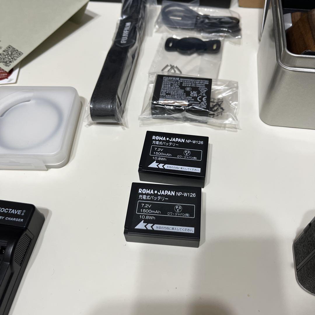 【美品】FUJIFILM X100VI シルバー 付属品多数