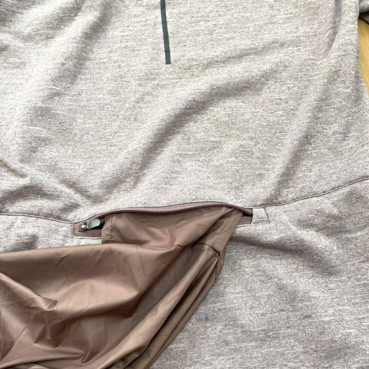 大阪売り出し 新品 NIKE ランディビジョン トップス パーカー S レディース 大阪売り出し 新品 NIKE ランディビジョン トップス パーカー S レディース