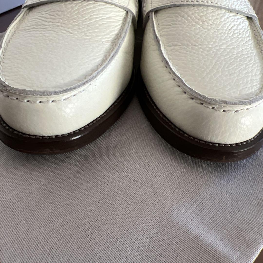 ＊専用＊　　MANOLO BLAHNIK ホワイト ローファー