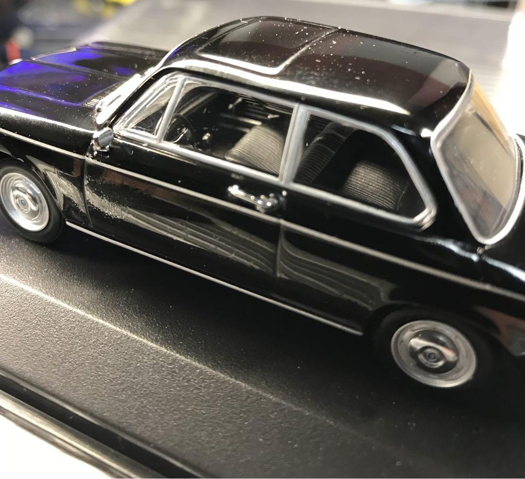 ミニカー BMW 1600 1/43