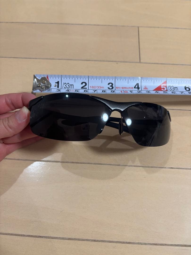 ポリスサングラス