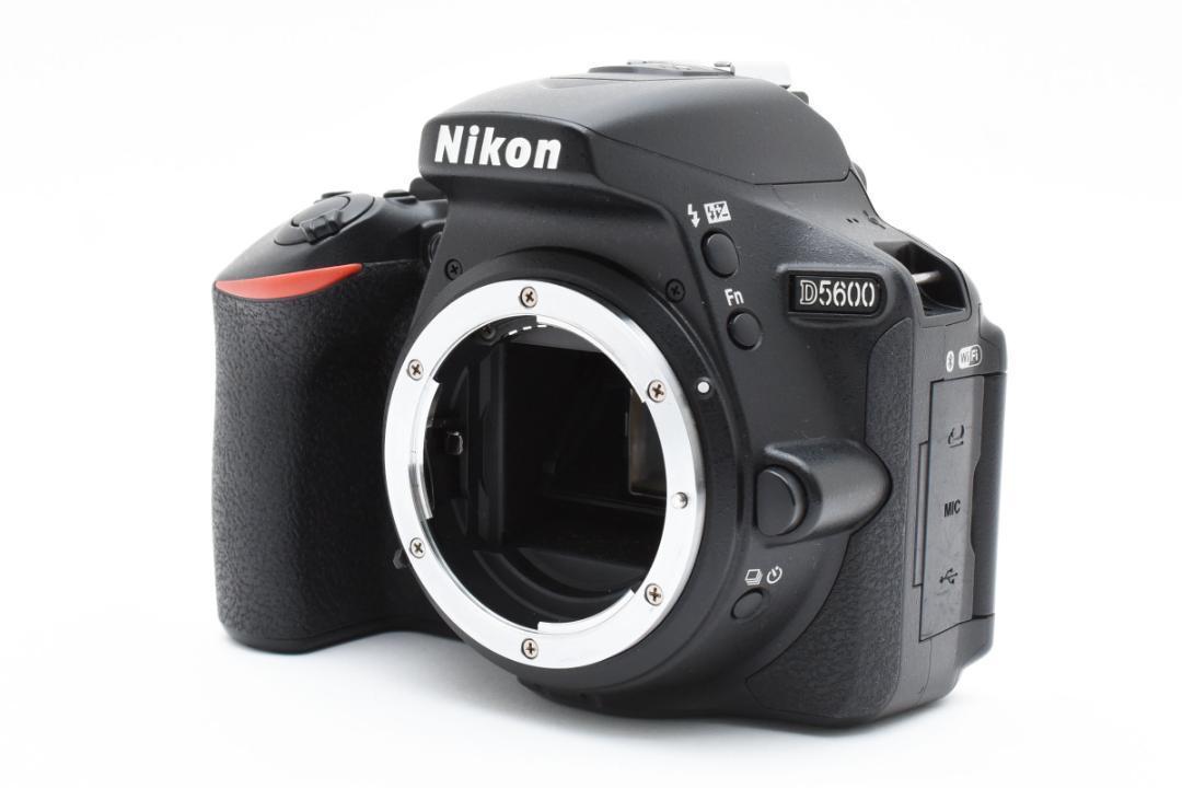 ニコン Nikon D5600⭐️極美品⭐️タッチ操作⭐️Bluetooth搭載