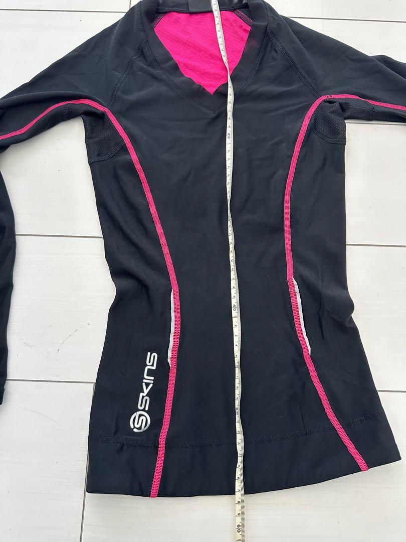 SKINS スキンズ　レディース　トップス　ロングスリーブ　ブラック