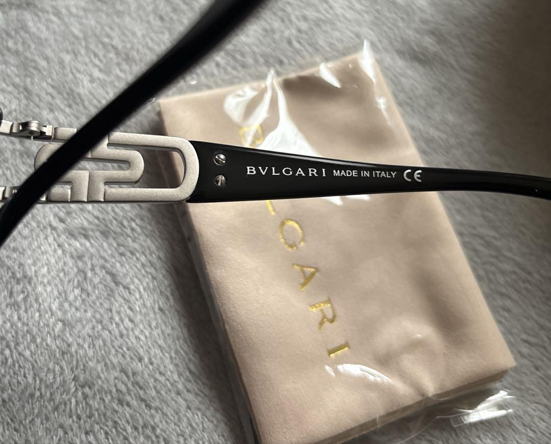 BVLGARI ブラック サングラス ケース付き - メルカリ