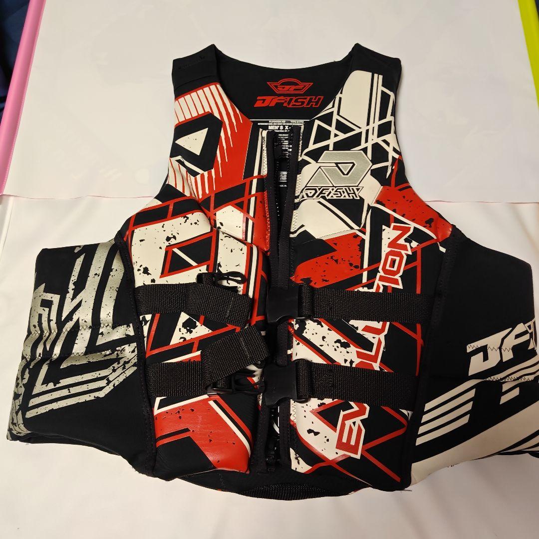 J-FISH ライフジャケット XLARGEサイズ 赤黒
