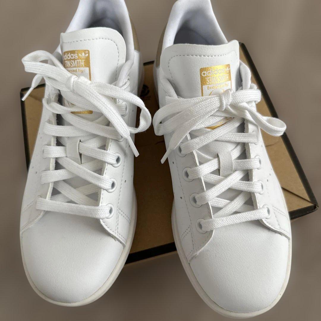 adidas Stan Smith ホワイト スニーカー