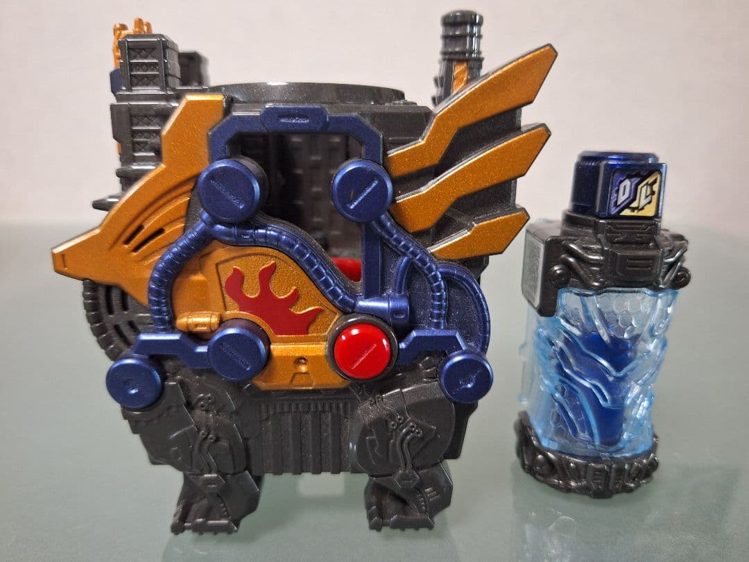 ハザードトリガー|クローズドラゴン|クローズマグマナックルやや傷や汚れあり