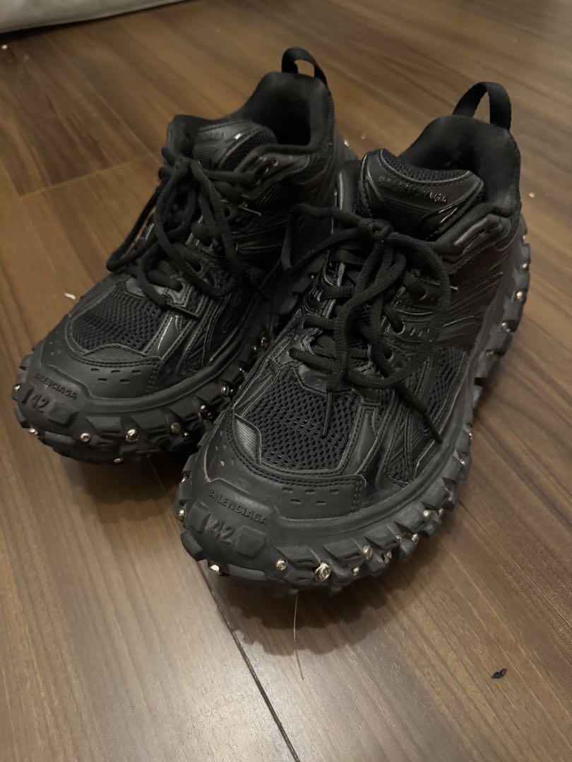 balenciaga bouncer screw