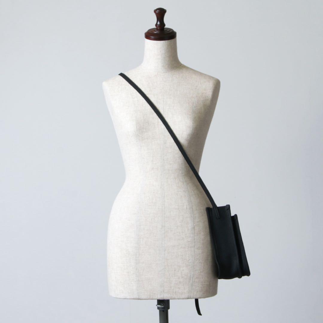 超美品 ITTI MARY TOWN POUCH S / ecco社製レザー