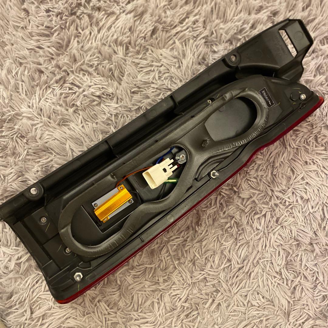 ヴァレンティ (VALENTI) ジュエルLEDテールランプ