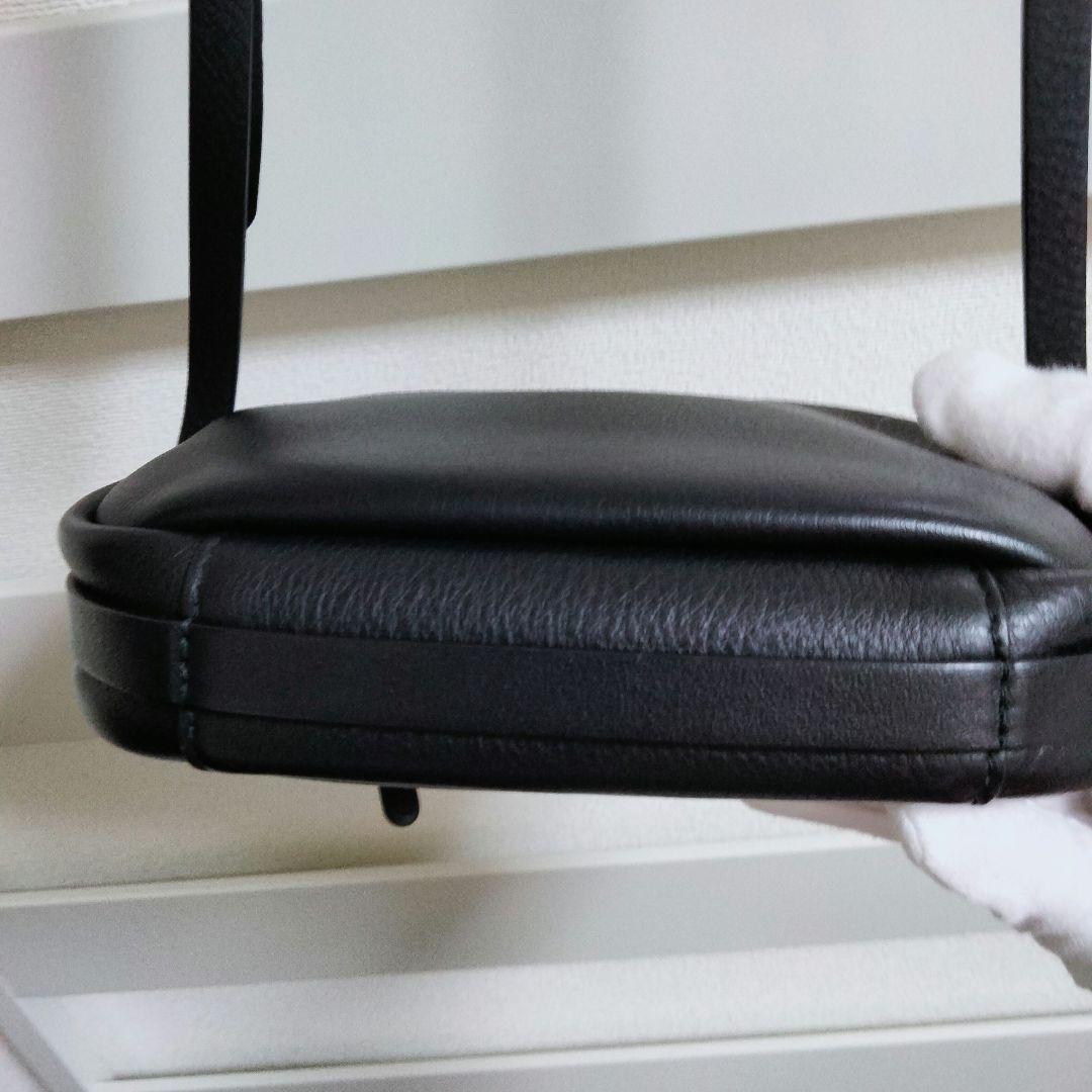 BALENCIAGA バレンシアガ 黒 レザー ショルダーバッグ BALENCIAGA バレンシアガ 黒 レザー ショルダーバッグ