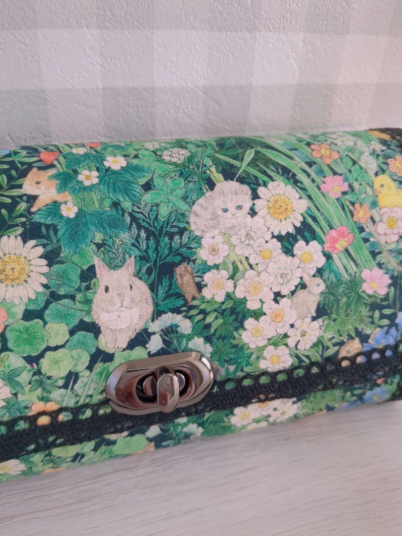 ご予約品・yukiemonファブリックのお財布バッグ