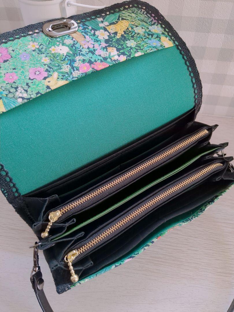 ご予約品・yukiemonファブリックのお財布バッグ