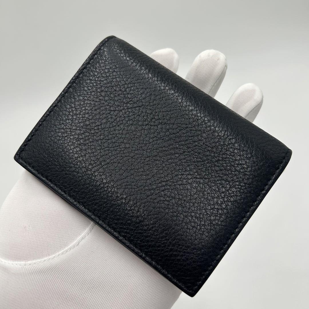現行品 鑑定済】 プラダ PRADA 二つ折り財布 ヴィッテロダイノ 現行品 鑑定済】 プラダ PRADA 二つ折り財布 ヴィッテロダイノ