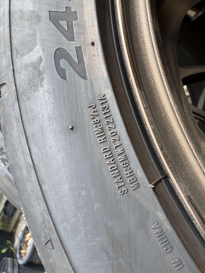 4本 RAYZ ZE40 100-5,8.5J-17 245/40R17