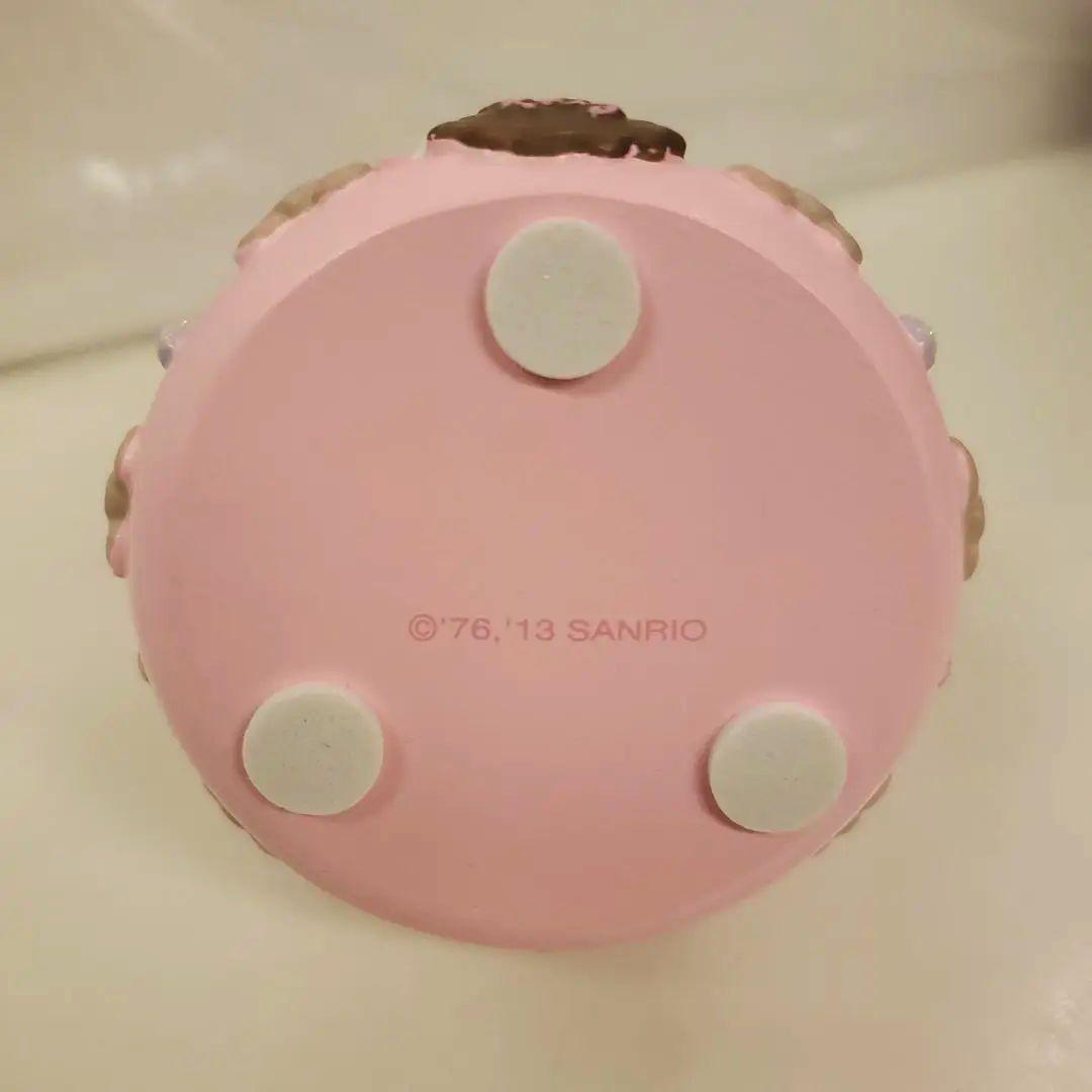 ハローキティ小物入れ　マカロン　陶器　超美品　レア商品