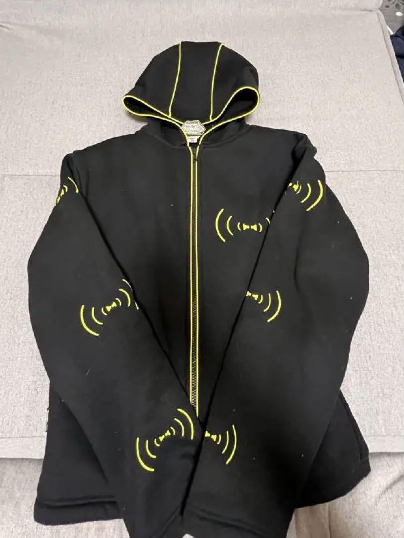 spacetribeのパーカー SPACE TRIBEユニセックス・パーカー「Spikey Hood / ブラック