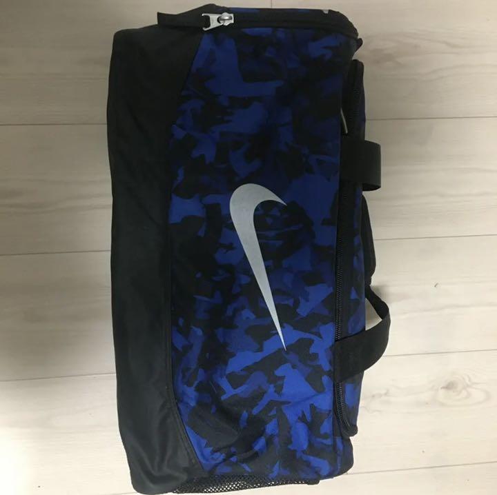 NIKEボストンバッグ