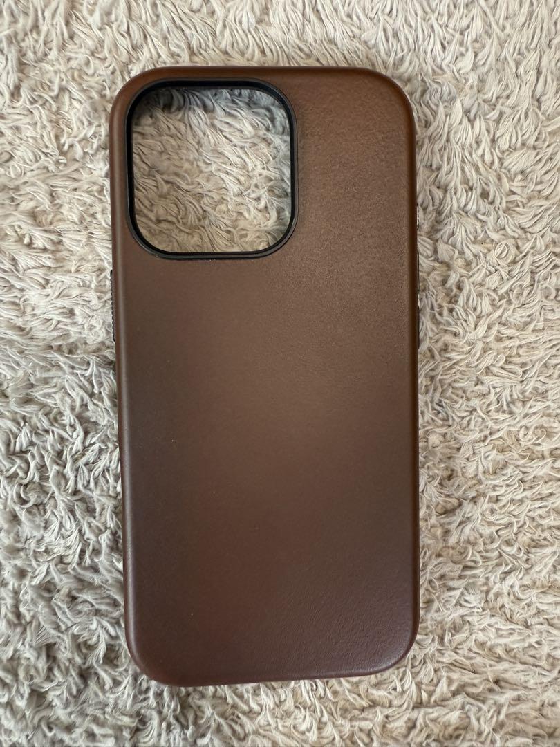 iPhoneアクセサリー kuma NOMAD Traditional Leather Case