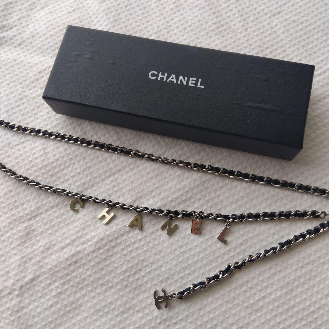 CHANEL ロゴネックレス