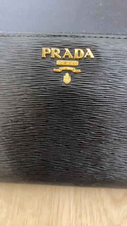 PRADA 長財布 箱 カード付
