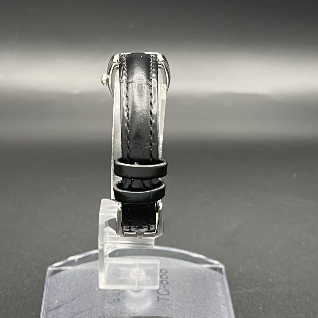 稼動 腕時計　SEIKO セイコー　新品ベルト　新品電池　トノー型　D32